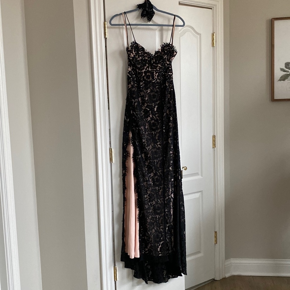 Black and nude lace gown with choker.